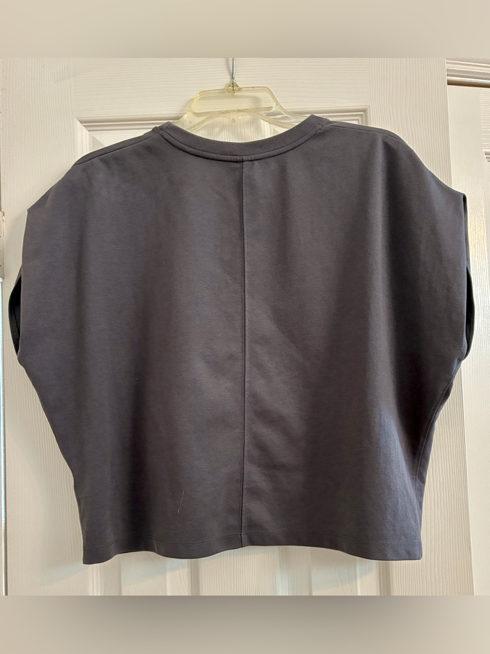 GU Gray Crewneck Boxy Top, Sz-Asian XL - Picture 2 of 4